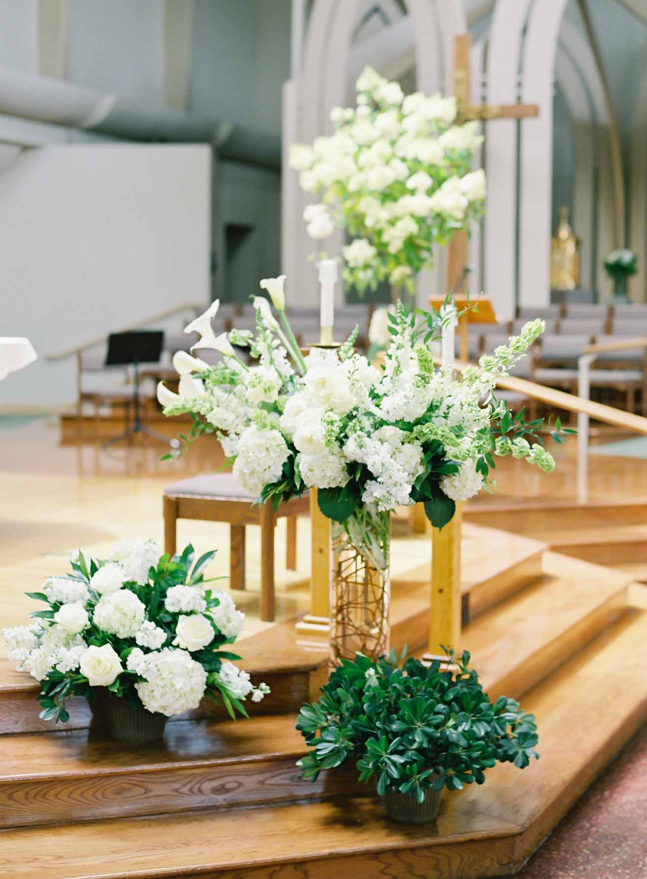 A White and Green Wedding - Flora Nova Design - Premier Event Design ...